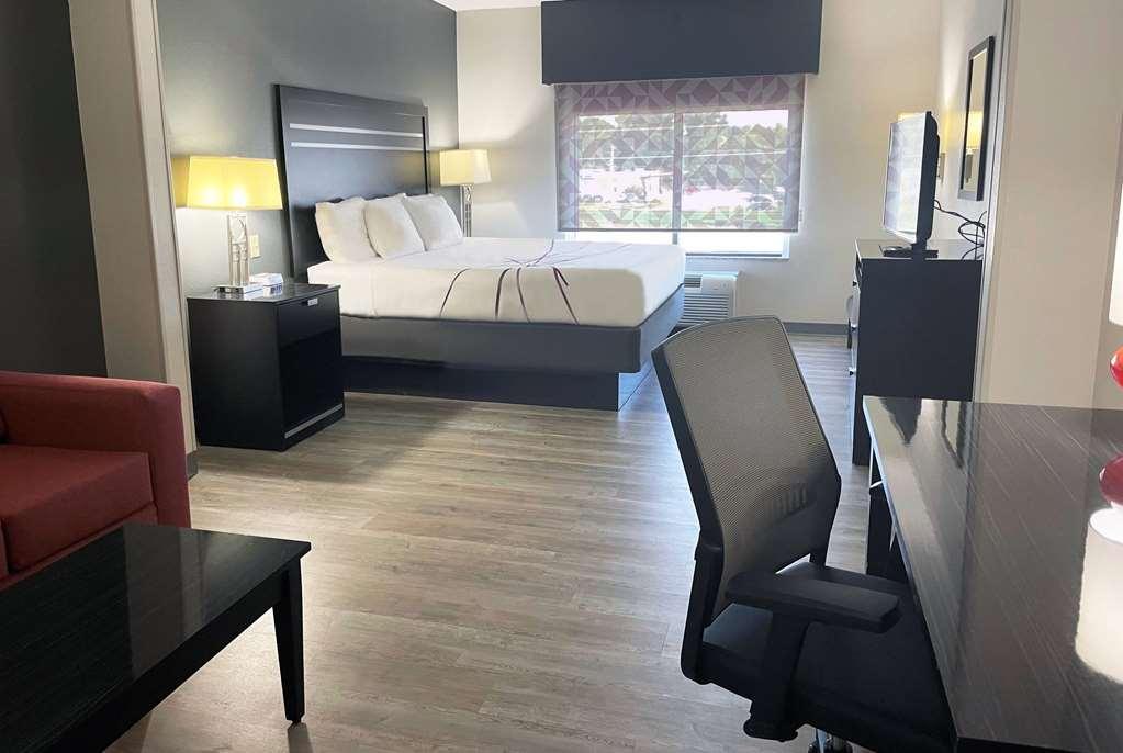 La Quinta Inn & Suites By Wyndham Tulsa Midtown Pokój zdjęcie