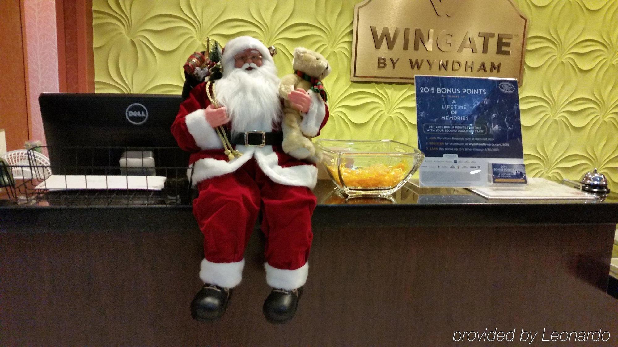 La Quinta Inn & Suites By Wyndham Tulsa Midtown Zewnętrze zdjęcie