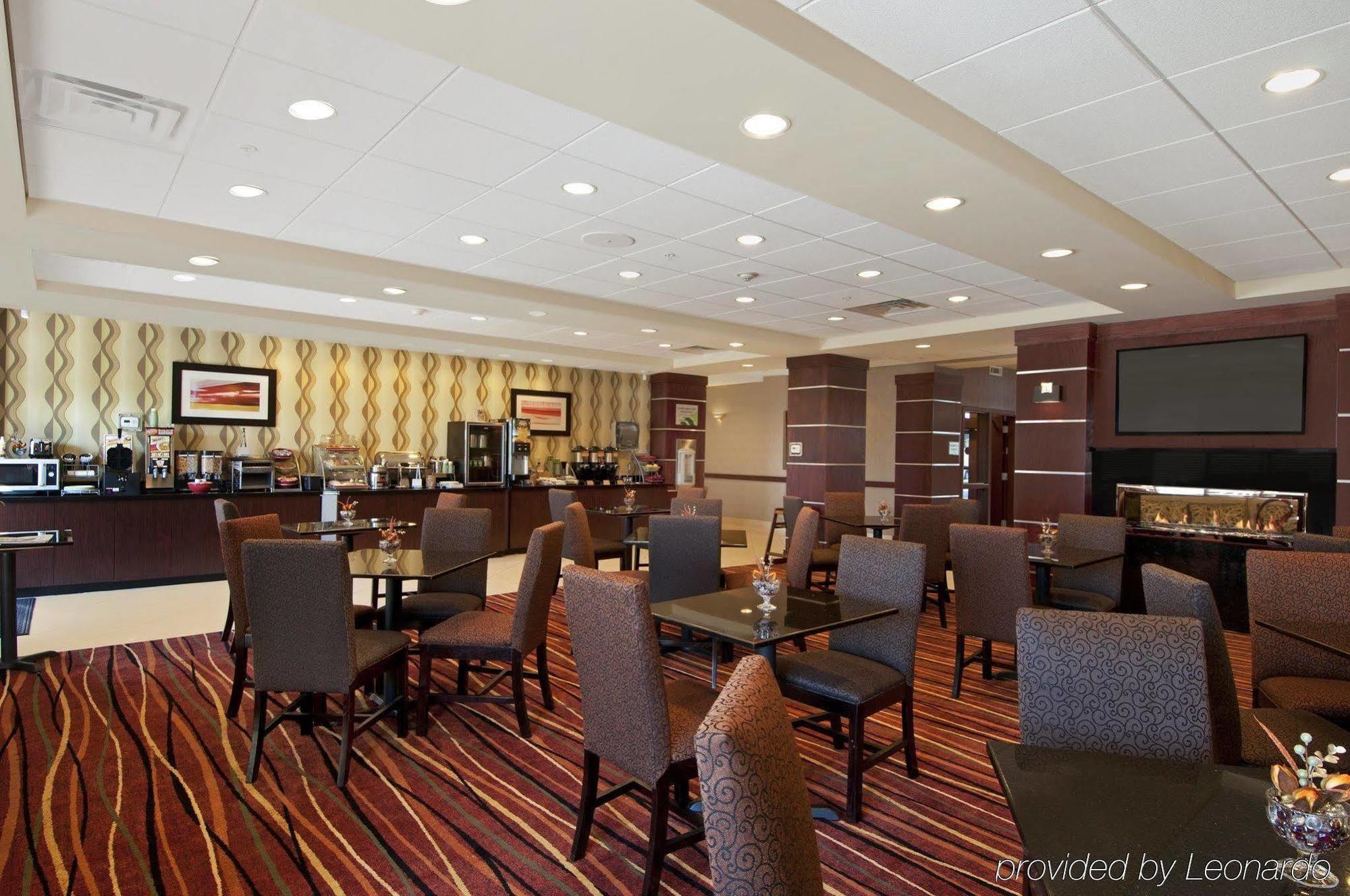 La Quinta Inn & Suites By Wyndham Tulsa Midtown Zewnętrze zdjęcie